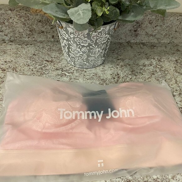 Tommy John Second Skin Comfort Lace Bralette - Peachskin Lace / M (D-DD)  68 usd - Picture 5 of 7